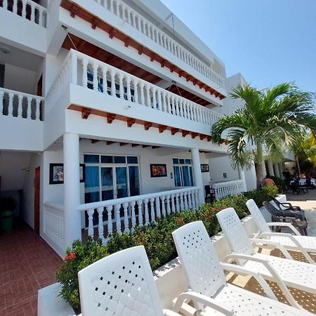 Hotel 3 Banderas Manzanillo Del Mar Cartagena 외부 사진