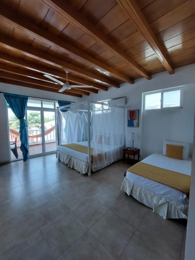 Hotel 3 Banderas Manzanillo Del Mar Cartagena 외부 사진